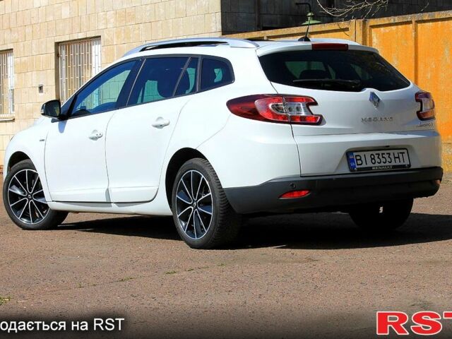 Белый Рено Меган, объемом двигателя 1.5 л и пробегом 278 тыс. км за 8500 $, фото 2 на Automoto.ua