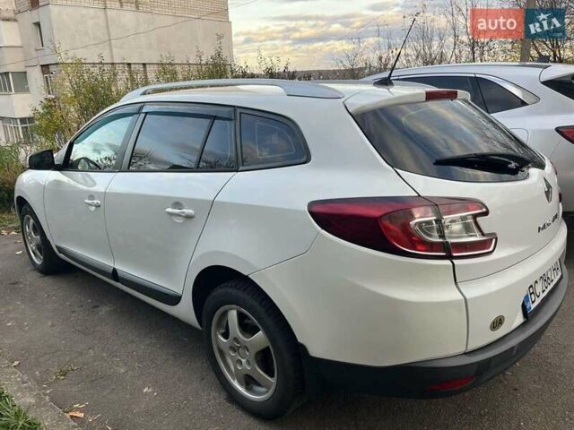 Белый Рено Меган, объемом двигателя 1.5 л и пробегом 310 тыс. км за 8300 $, фото 36 на Automoto.ua