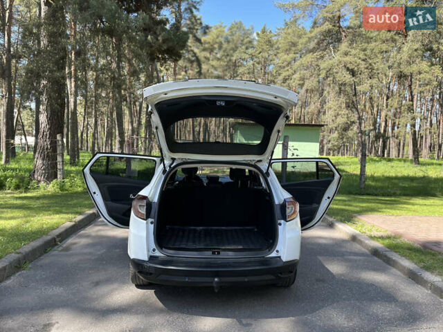 Білий Рено Меган, об'ємом двигуна 1.5 л та пробігом 210 тис. км за 6200 $, фото 10 на Automoto.ua