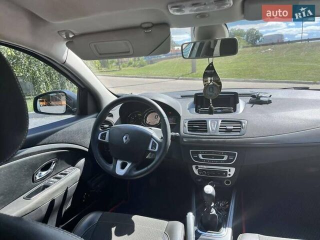Білий Рено Меган, об'ємом двигуна 1.5 л та пробігом 280 тис. км за 6400 $, фото 7 на Automoto.ua