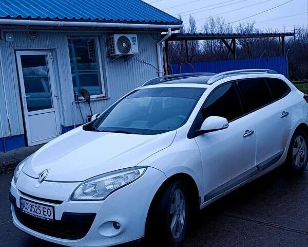 Білий Рено Меган, об'ємом двигуна 1.46 л та пробігом 410 тис. км за 7000 $, фото 2 на Automoto.ua