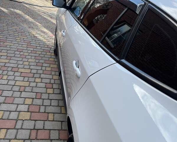 Белый Рено Меган, объемом двигателя 1.46 л и пробегом 245 тыс. км за 7900 $, фото 17 на Automoto.ua