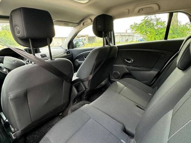 Білий Рено Меган, об'ємом двигуна 1.5 л та пробігом 285 тис. км за 6900 $, фото 6 на Automoto.ua