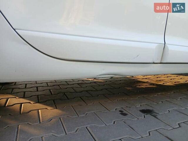 Білий Рено Меган, об'ємом двигуна 1.5 л та пробігом 297 тис. км за 7500 $, фото 24 на Automoto.ua