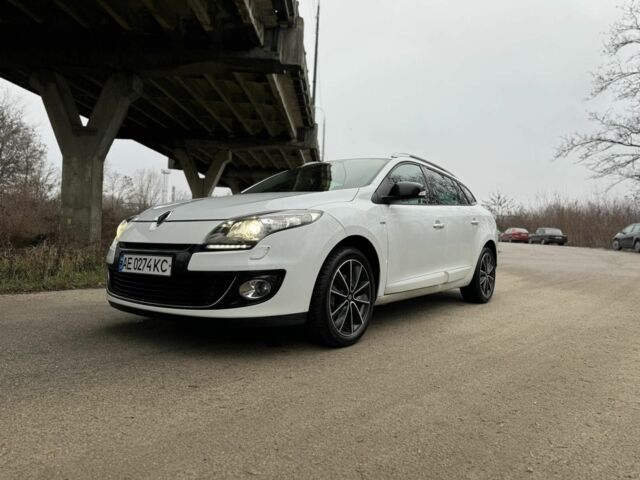 Білий Рено Меган, об'ємом двигуна 1.5 л та пробігом 260 тис. км за 7000 $, фото 3 на Automoto.ua