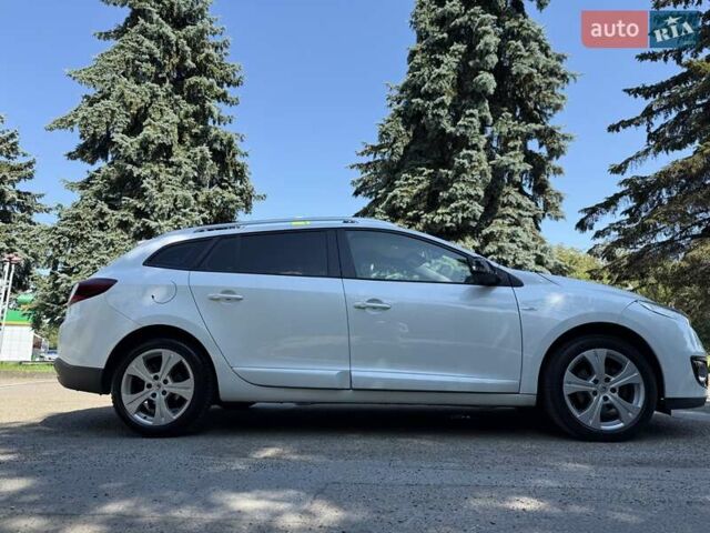 Белый Рено Меган, объемом двигателя 1.5 л и пробегом 225 тыс. км за 7699 $, фото 113 на Automoto.ua