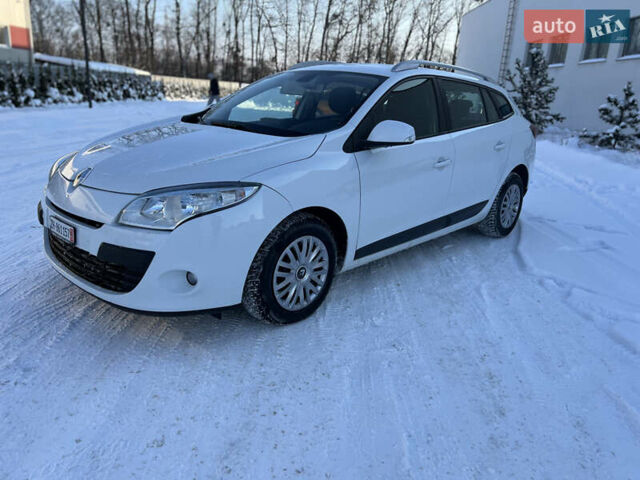 Белый Рено Меган, объемом двигателя 1.5 л и пробегом 254 тыс. км за 7300 $, фото 1 на Automoto.ua