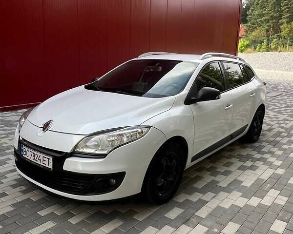 Рено Меган 2012 у Львові на Automoto.ua Білий Рено Меган, об'ємом двигуна 1.5 л та пробігом 304 тис. км за 8000 $, фото 3 на Automoto.ua