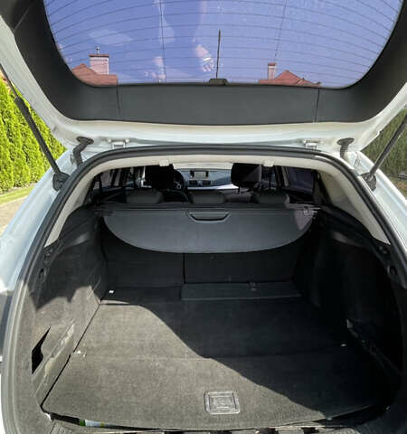 Белый Рено Меган, объемом двигателя 1.46 л и пробегом 258 тыс. км за 6700 $, фото 6 на Automoto.ua