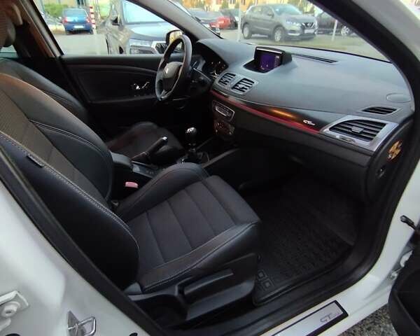 Білий Рено Меган, об'ємом двигуна 1.5 л та пробігом 250 тис. км за 9300 $, фото 24 на Automoto.ua