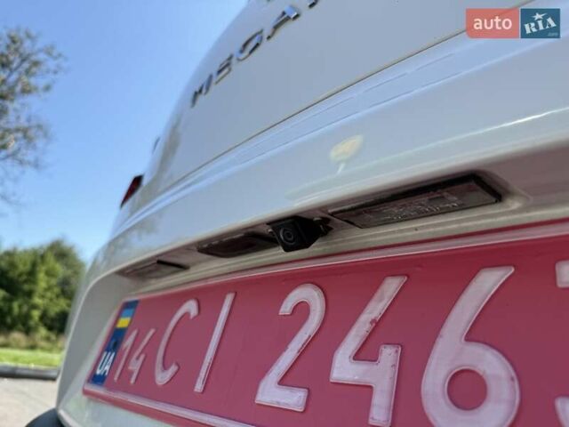 Белый Рено Меган, объемом двигателя 1.5 л и пробегом 225 тыс. км за 7699 $, фото 19 на Automoto.ua