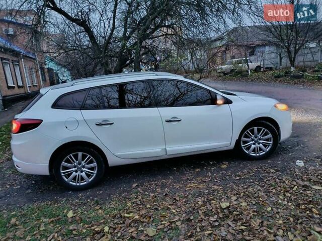 Білий Рено Меган, об'ємом двигуна 1.5 л та пробігом 261 тис. км за 7600 $, фото 5 на Automoto.ua