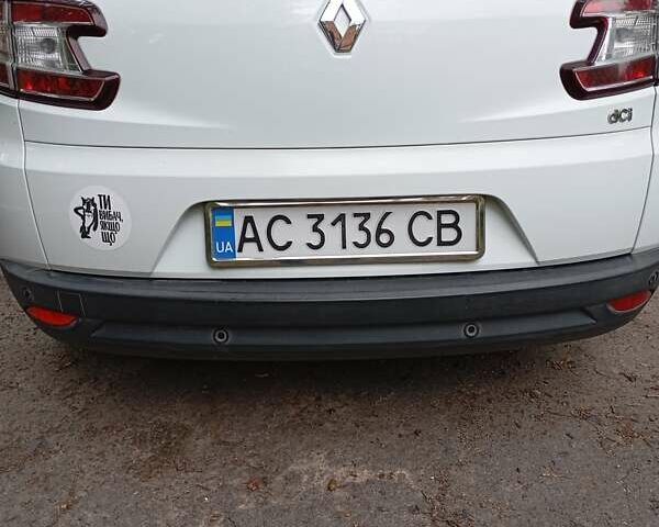 Рено Меган 2012 в Луцке на Automoto.ua Белый Рено Меган, объемом двигателя 1.46 л и пробегом 231 тыс. км за 7900 $, фото 10 на Automoto.ua