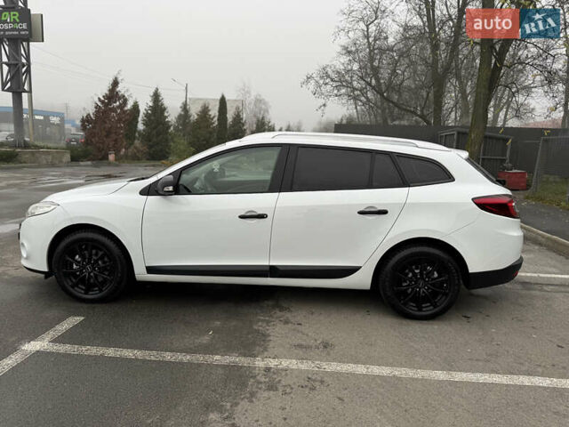 Білий Рено Меган, об'ємом двигуна 1.6 л та пробігом 235 тис. км за 7500 $, фото 12 на Automoto.ua