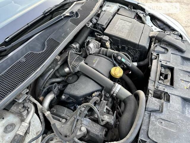 Белый Рено Меган, объемом двигателя 1.5 л и пробегом 306 тыс. км за 6600 $, фото 30 на Automoto.ua