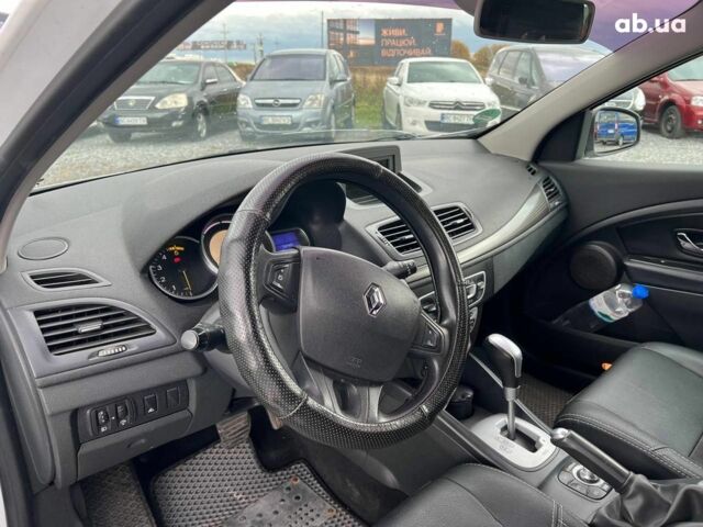 Білий Рено Меган, об'ємом двигуна 1.5 л та пробігом 240 тис. км за 8190 $, фото 16 на Automoto.ua