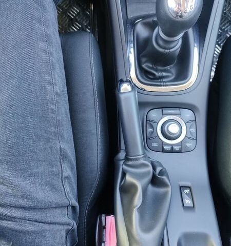 Белый Рено Меган, объемом двигателя 1.5 л и пробегом 247 тыс. км за 8150 $, фото 21 на Automoto.ua