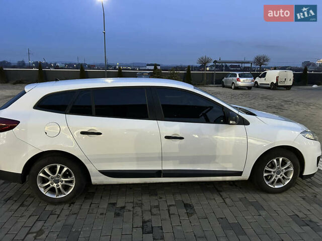 Білий Рено Меган, об'ємом двигуна 1.46 л та пробігом 304 тис. км за 6499 $, фото 10 на Automoto.ua