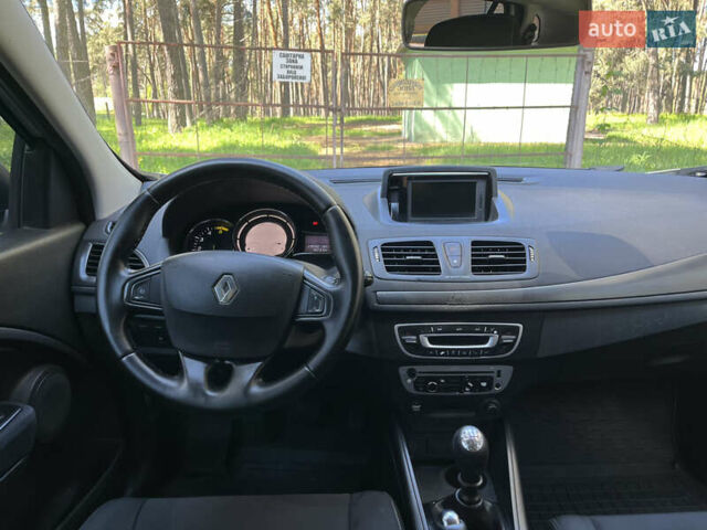 Білий Рено Меган, об'ємом двигуна 1.5 л та пробігом 210 тис. км за 6900 $, фото 28 на Automoto.ua