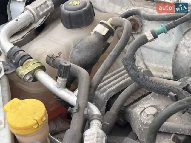 Білий Рено Меган, об'ємом двигуна 1.46 л та пробігом 265 тис. км за 6990 $, фото 31 на Automoto.ua