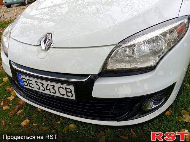 Белый Рено Меган, объемом двигателя 1.5 л и пробегом 267 тыс. км за 6499 $, фото 5 на Automoto.ua