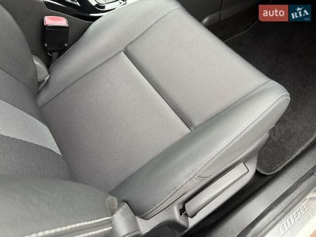 Білий Рено Меган, об'ємом двигуна 1.5 л та пробігом 228 тис. км за 8999 $, фото 130 на Automoto.ua