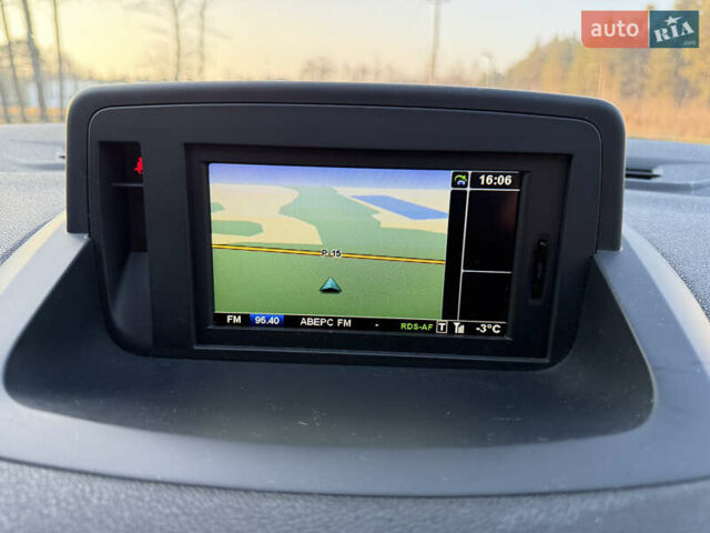 Белый Рено Меган, объемом двигателя 1.5 л и пробегом 257 тыс. км за 7200 $, фото 24 на Automoto.ua