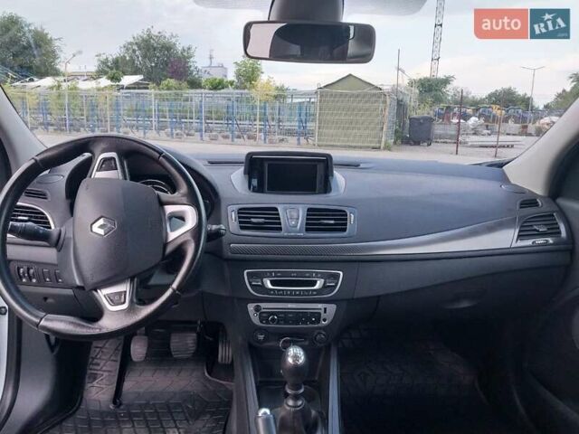 Белый Рено Меган, объемом двигателя 1.5 л и пробегом 292 тыс. км за 7800 $, фото 8 на Automoto.ua