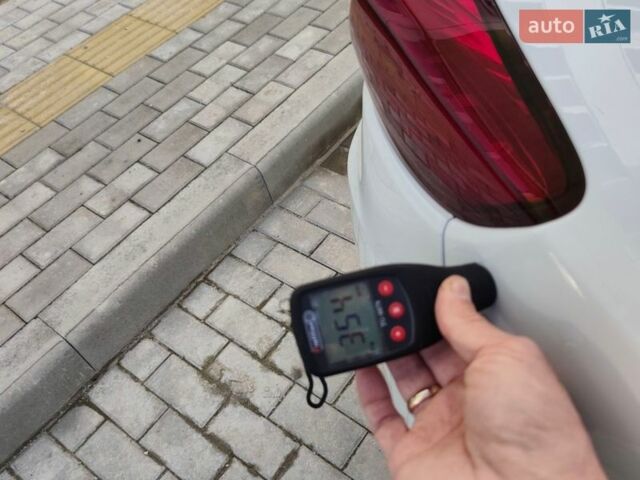 Білий Рено Меган, об'ємом двигуна 1.5 л та пробігом 250 тис. км за 6999 $, фото 95 на Automoto.ua