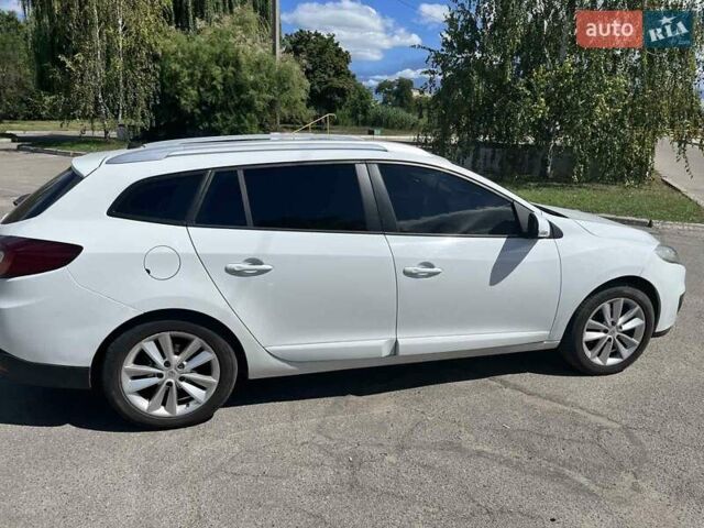 Білий Рено Меган, об'ємом двигуна 1.5 л та пробігом 280 тис. км за 6400 $, фото 2 на Automoto.ua