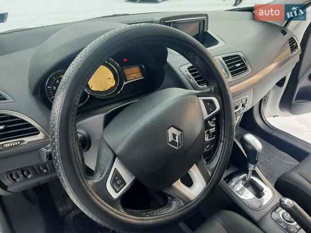 Білий Рено Меган, об'ємом двигуна 1.5 л та пробігом 254 тис. км за 7299 $, фото 12 на Automoto.ua