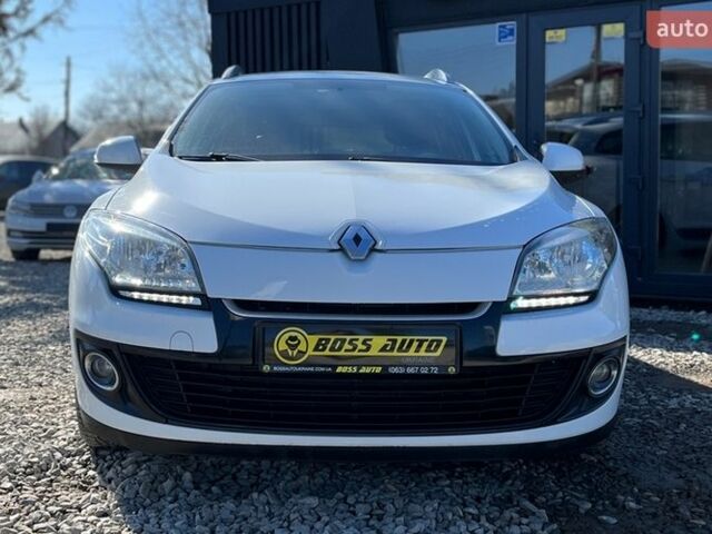 Білий Рено Меган, об'ємом двигуна 1.46 л та пробігом 269 тис. км за 8200 $, фото 1 на Automoto.ua