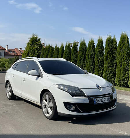 Белый Рено Меган, объемом двигателя 1.46 л и пробегом 258 тыс. км за 6700 $, фото 2 на Automoto.ua