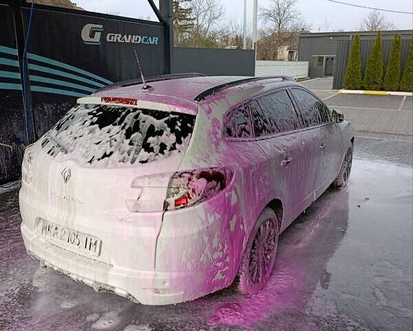 Білий Рено Меган, об'ємом двигуна 1.46 л та пробігом 220 тис. км за 9500 $, фото 12 на Automoto.ua