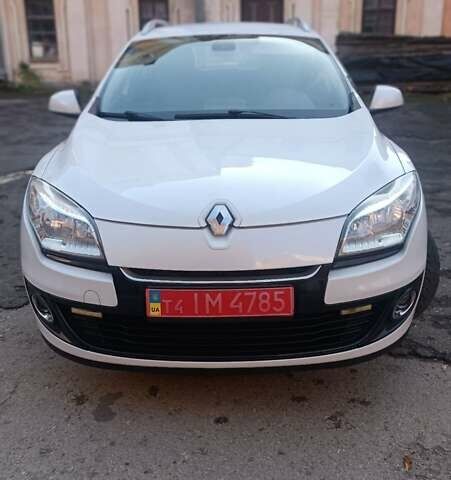 Белый Рено Меган, объемом двигателя 1.5 л и пробегом 265 тыс. км за 6900 $, фото 3 на Automoto.ua