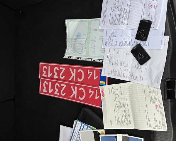 Білий Рено Меган, об'ємом двигуна 1.6 л та пробігом 235 тис. км за 7500 $, фото 30 на Automoto.ua