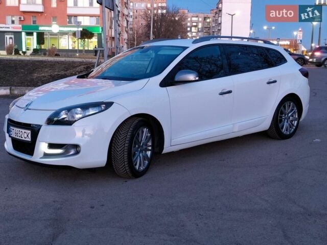 Белый Рено Меган, объемом двигателя 1.46 л и пробегом 285 тыс. км за 8000 $, фото 1 на Automoto.ua