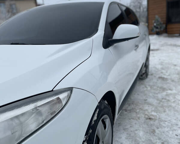 Білий Рено Меган, об'ємом двигуна 1.5 л та пробігом 278 тис. км за 5899 $, фото 17 на Automoto.ua