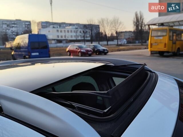 Білий Рено Меган, об'ємом двигуна 1.5 л та пробігом 238 тис. км за 9000 $, фото 32 на Automoto.ua