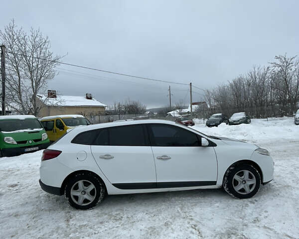 Білий Рено Меган, об'ємом двигуна 1.5 л та пробігом 278 тис. км за 5899 $, фото 24 на Automoto.ua