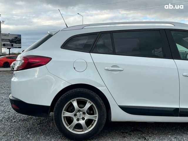 Білий Рено Меган, об'ємом двигуна 1.5 л та пробігом 240 тис. км за 8190 $, фото 9 на Automoto.ua