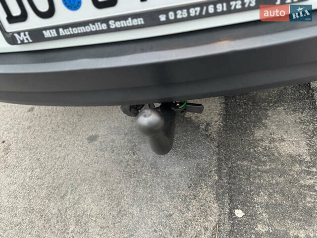 Білий Рено Меган, об'ємом двигуна 1.6 л та пробігом 235 тис. км за 7500 $, фото 10 на Automoto.ua