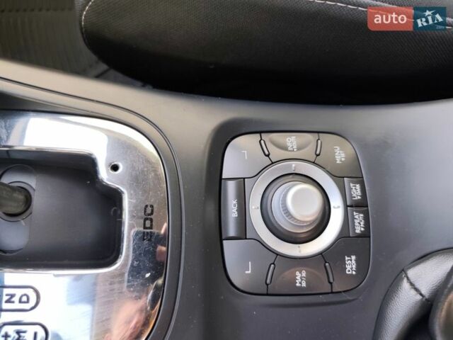 Белый Рено Меган, объемом двигателя 1.5 л и пробегом 250 тыс. км за 6999 $, фото 39 на Automoto.ua