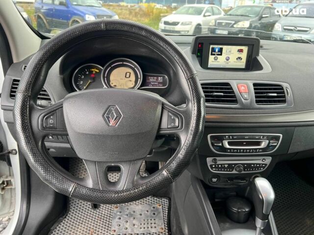 Білий Рено Меган, об'ємом двигуна 1.5 л та пробігом 240 тис. км за 8190 $, фото 20 на Automoto.ua