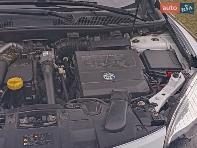 Білий Рено Меган, об'ємом двигуна 1.5 л та пробігом 224 тис. км за 8500 $, фото 5 на Automoto.ua