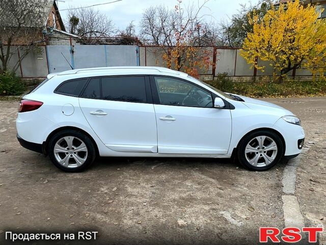 Белый Рено Меган, объемом двигателя 1.5 л и пробегом 300 тыс. км за 6000 $, фото 8 на Automoto.ua