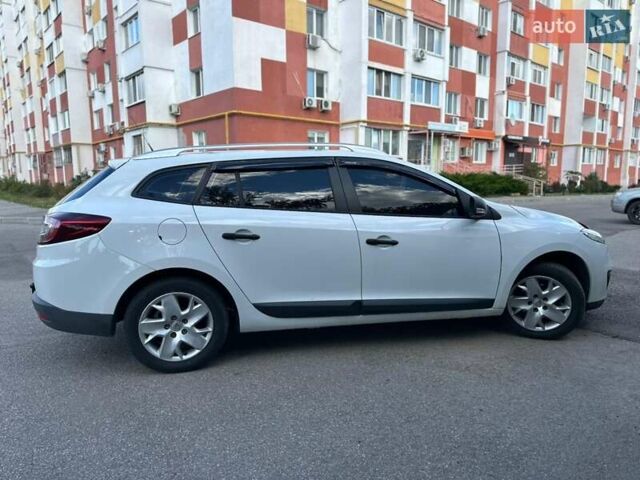 Білий Рено Меган, об'ємом двигуна 1.6 л та пробігом 98 тис. км за 8000 $, фото 2 на Automoto.ua