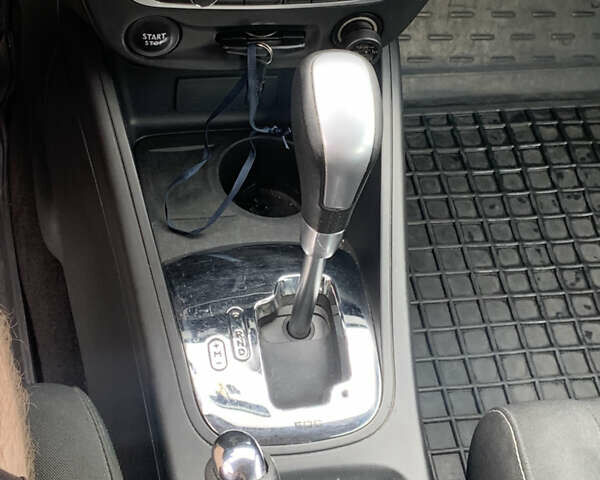 Білий Рено Меган, об'ємом двигуна 1.5 л та пробігом 264 тис. км за 7650 $, фото 13 на Automoto.ua