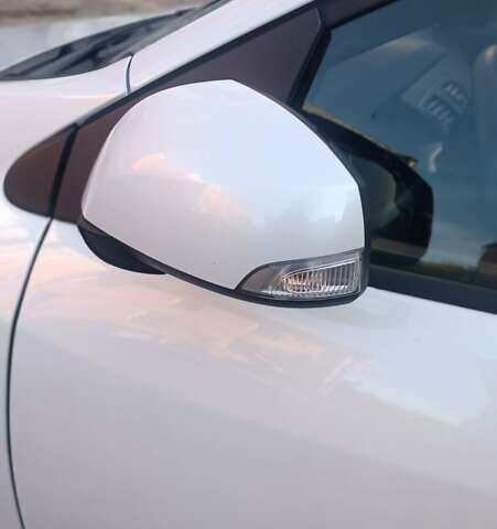 Белый Рено Меган, объемом двигателя 1.5 л и пробегом 265 тыс. км за 6900 $, фото 25 на Automoto.ua