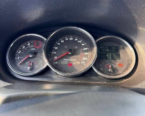 Білий Рено Меган, об'ємом двигуна 1.6 л та пробігом 297 тис. км за 8700 $, фото 23 на Automoto.ua